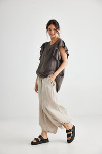 Lulu linen pants. Sandstone