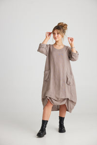 Primavera Linen dress. Taupe. Long-sleeved