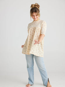 Miss Primrose lace top. Sweet floral .