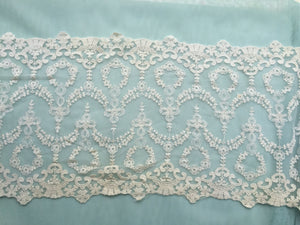 Vintage Chantilly Lace,