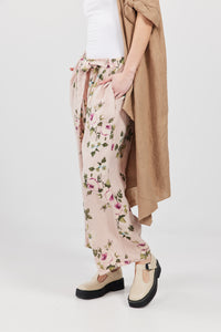 Eva floral linen pants. Pale Pink